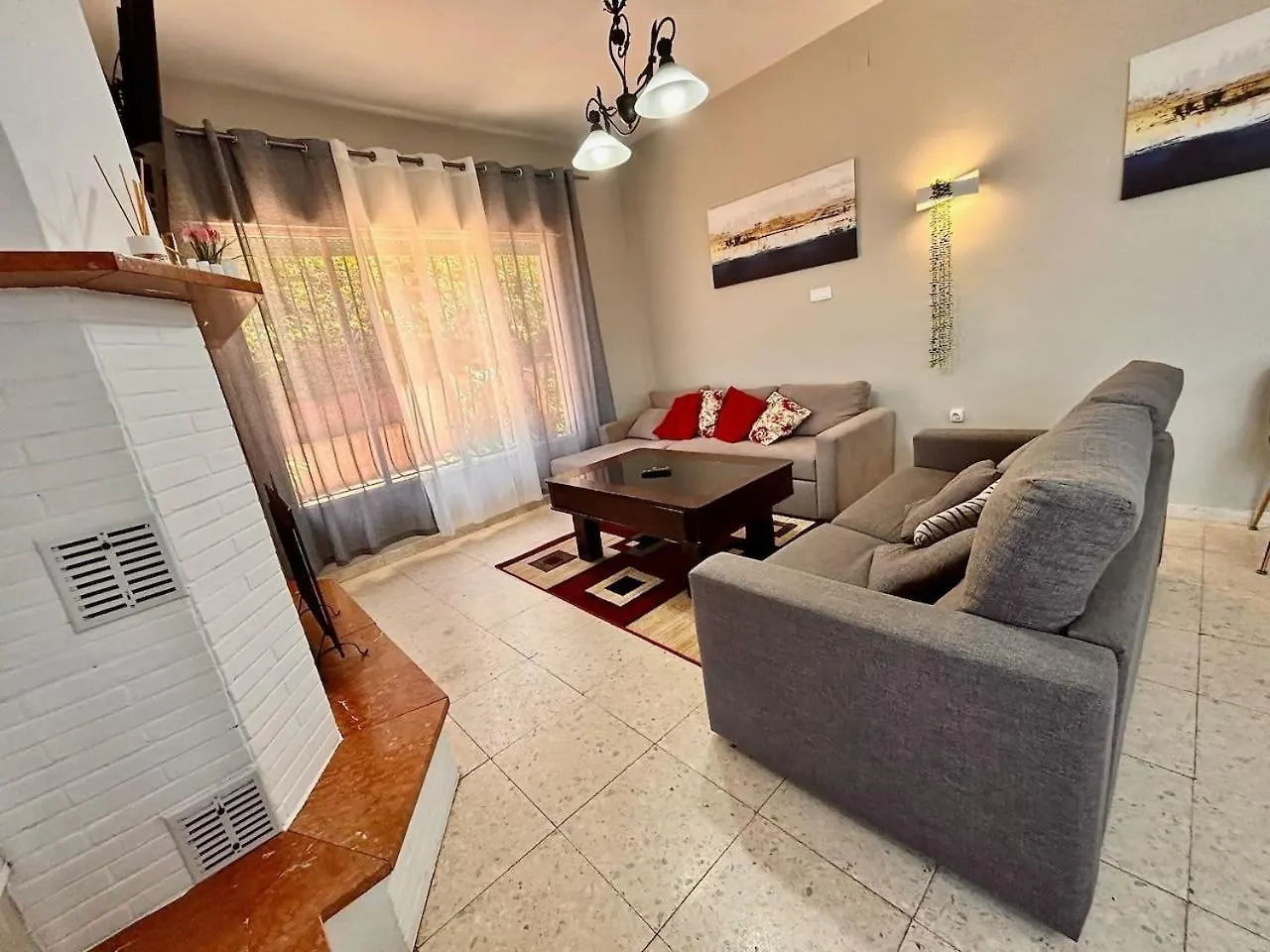 Villa Casa Familiar Alhaurin De La Torre Con Jacuzzi 0*,  España