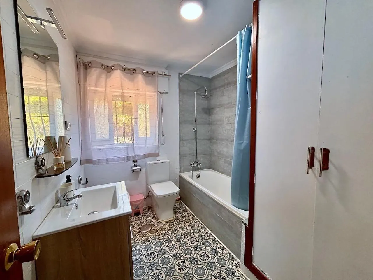 Casa Familiar Alhaurin De La Torre Con Jacuzzi 빌라